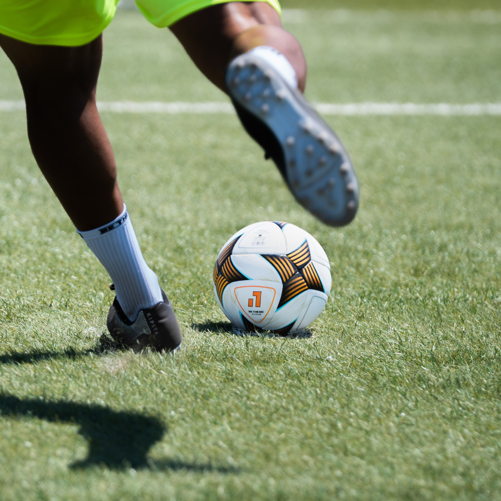 Bola de Futebol Pro Match Elysium 3