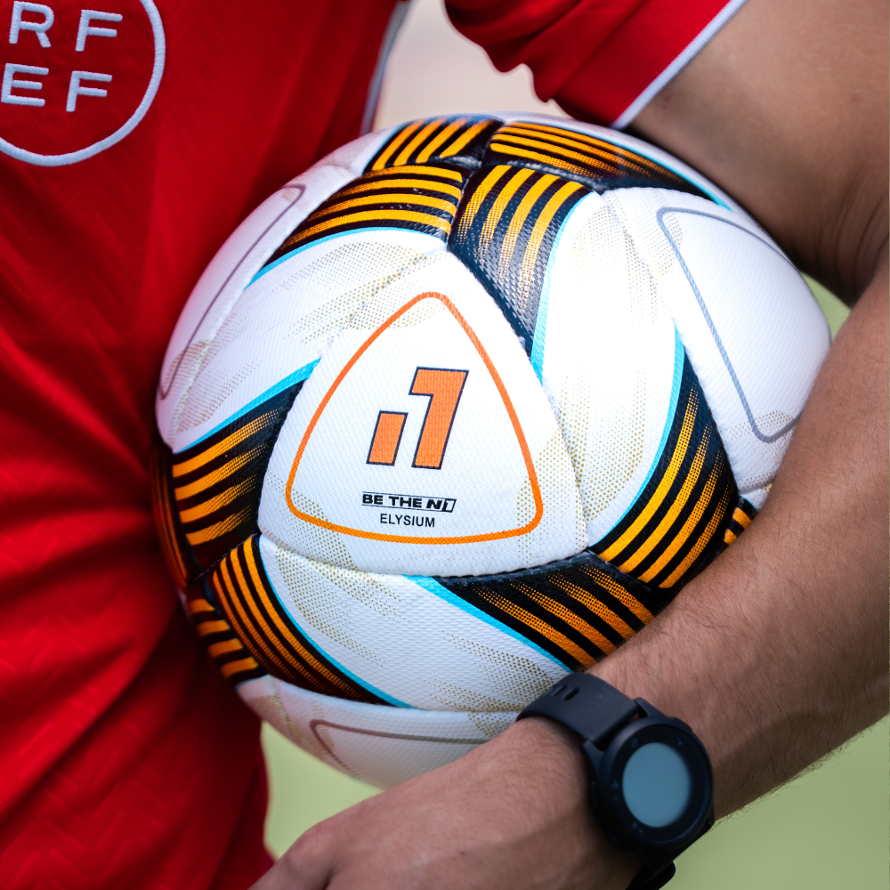 Bola de Futebol Pro Match Elysium 4